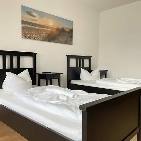 Sad161 - Gut Geschnittene Monteurwohnung Mit Balkon Vendégház *